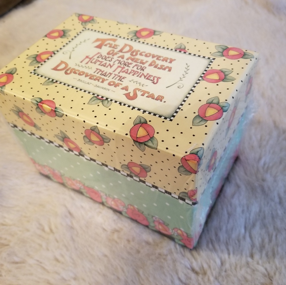 Mary Engelbreit Recipe Organizer Box w/ Cards New